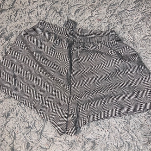 Cute shorts - Picture 3 of 5